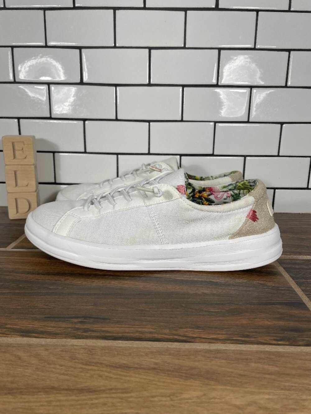 Hey Dude Karina Shoes Womens Size 9 Natural Coconut White Slip On Sneakers